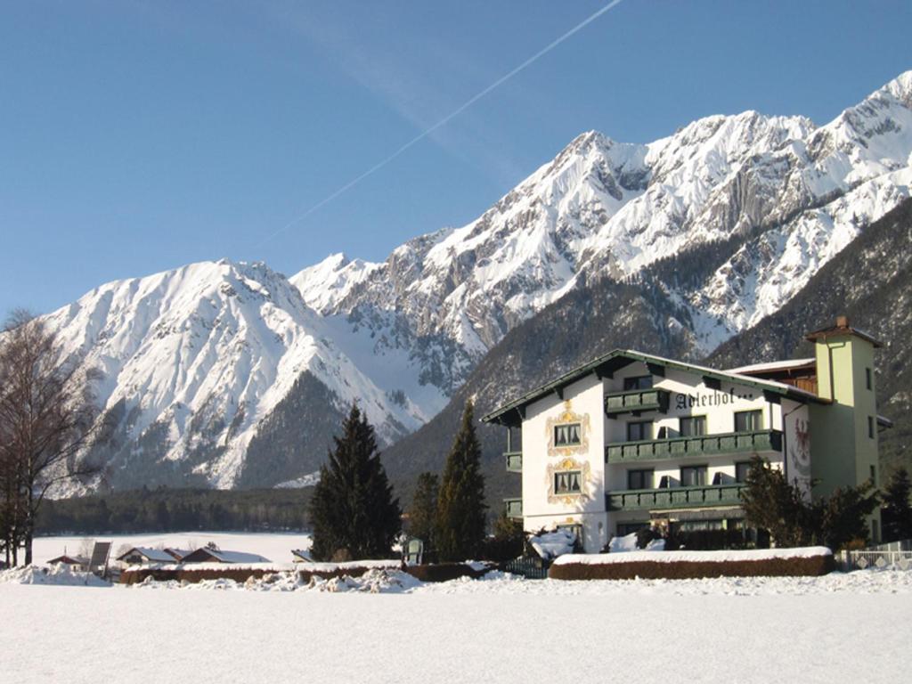 Hotel Adlerhof am Sonnenplateau Mieming Exterior foto